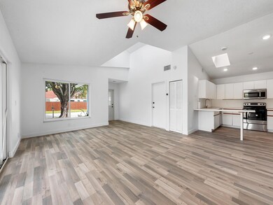 9818 SW 57th St, Cooper City, FL 33328 - photo 5