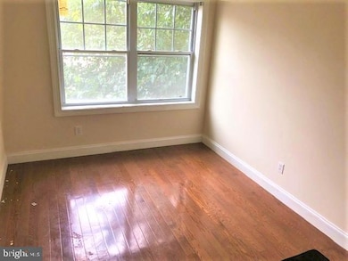 530 N Front St unit B, Camden, NJ 08102 - photo 5