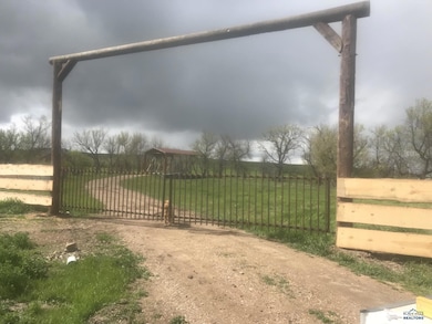 12526 Apple Rd, Whitewood, SD 57793 - photo 3