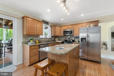 137 Voyager Dr, Woodbury, NJ 08096 - photo 6