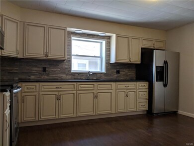 525 4th Ave, Bethlehem, PA 18018 - photo 3