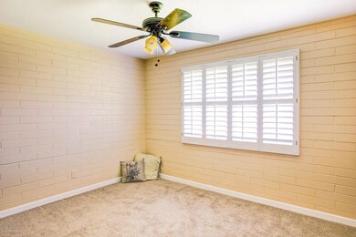 1745 W Lawrence Ln, Phoenix, AZ 85021 - photo 5