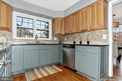 11408 Frances Green Dr, North Potomac, MD 20878 - photo 7