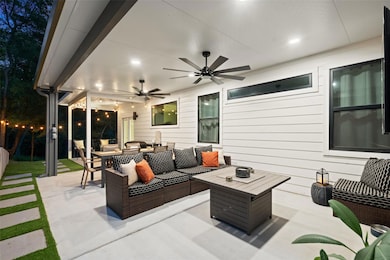 126 Helemano Dr, Bastrop, TX 78602 - photo 6