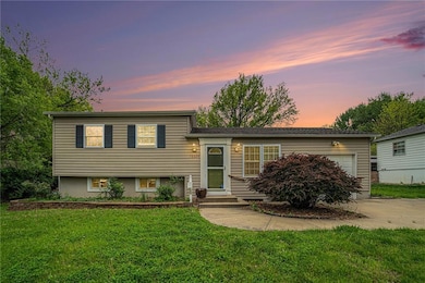 10024 Kessler St, Overland Park, KS 66212 - photo 2