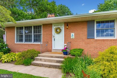 6520 Sunset Dr, Frederick, MD 21702 - photo 2