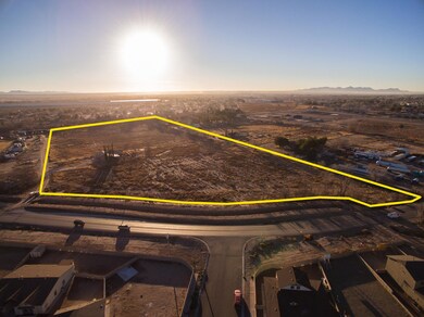 11580 N Loop Dr, Socorro, TX 79927 - photo 2