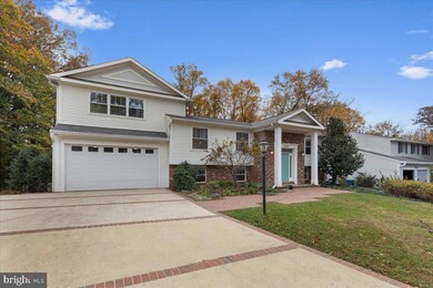 9743 Water Oak Dr, Fairfax, VA 22031 - photo 5