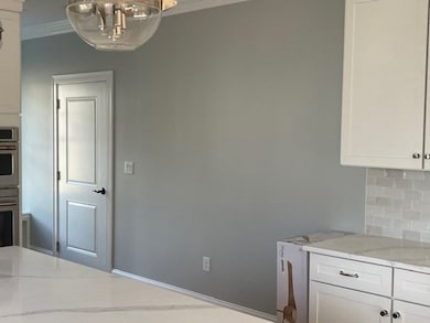 10 Scott Ave, Burlington, MA 01803 - photo 6