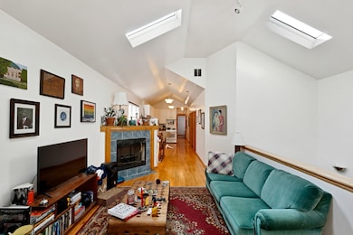 1422 N Maplewood Ave, Chicago, IL 60622 - photo 2