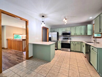 118 June Ln, Morgantown, WV 26508 - photo 3