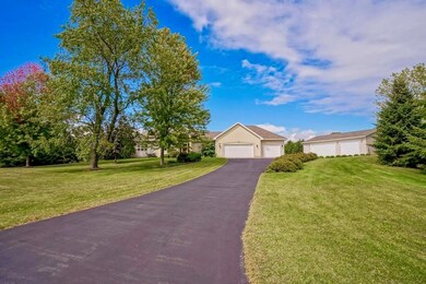 2145 Davis Hills Dr, Verona, WI 53593 - photo 2