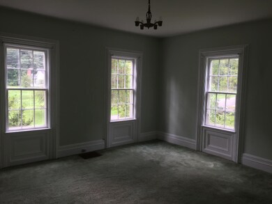 736 N Jefferson St, Ionia, MI 48846 - photo 5