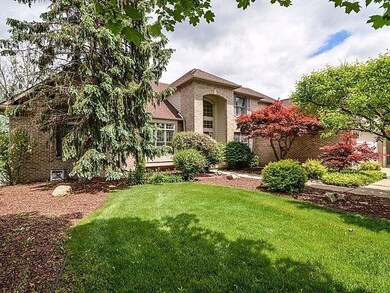 1432 Waterways Dr unit 22, Ann Arbor, MI 48108 - photo 3