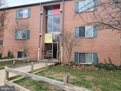 7492 Princess Carol Ct unit 9, Manassas, VA 20111 - photo 2