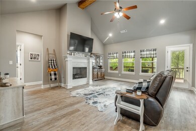 1121 Spur Cir, Prairie Grove, AR 72753 - photo 6