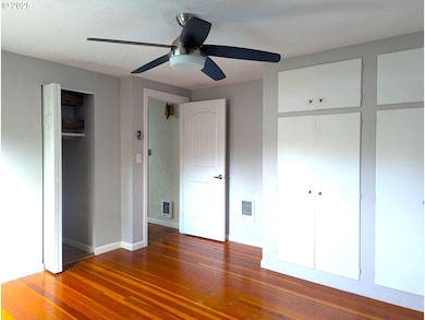 76232 Beech St, Oakridge, OR 97463 - photo 3