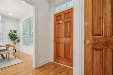 61-web-or-mls-1349-white-oak-ln