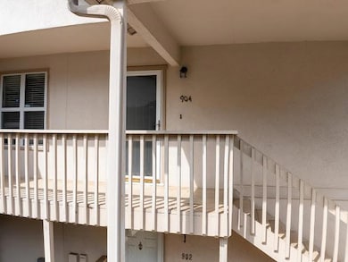 904 Bridge Ln SE, Smyrna, GA 30082 - photo 4