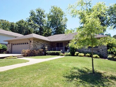 600 Magnolia St, Tahlequah, OK 74464 - photo 2