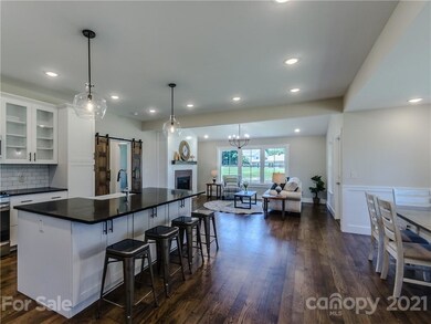 14 Medical Park Dr unit 1, Asheville, NC 28803 - photo 2