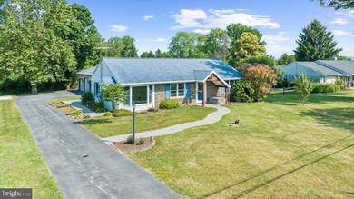 156 Black Matt Rd, Douglassville, PA 19518 - photo 2