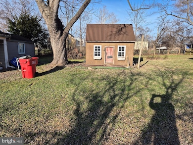 10167 Winchester Ave, Bunker Hill, WV 25413 - photo 4