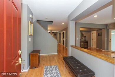 20873 Channel Ct, Sterling, VA 20165 - photo 2