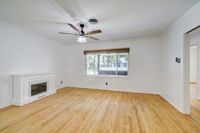 212 E 25th St, Houston, TX 77008 - photo 4