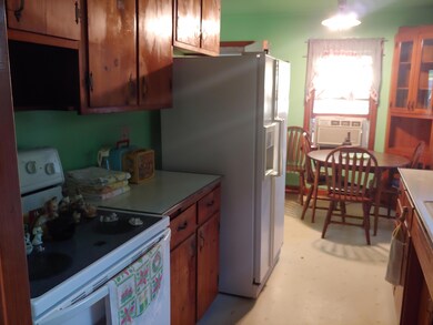 3 Kitchen and Dining