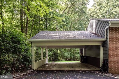 12310 Running Deer Rd, Manassas, VA 20112 - photo 6