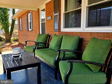 474 Miller Dr, Strasburg, VA 22657 - photo 2