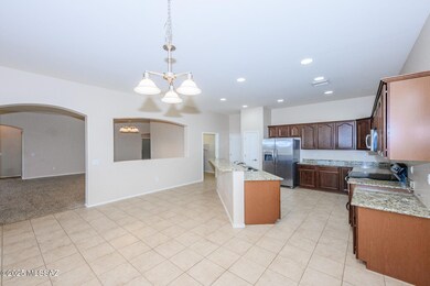 7805 E Treetop Rd, Tucson, AZ 85756 - photo 7