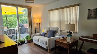 1256 NW 110th Ave, Plantation, FL 33322 - photo 6