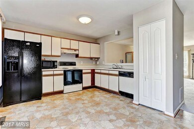 13 Squire Ct, Reisterstown, MD 21136 - photo 4