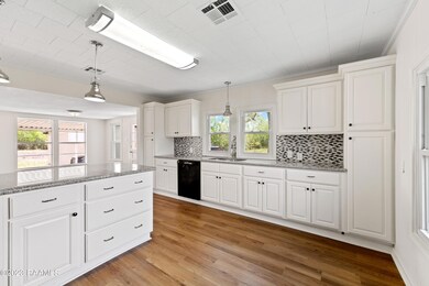 14332Gordon-71
