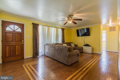 6406 Inlet St, New Carrollton, MD 20784 - photo 5