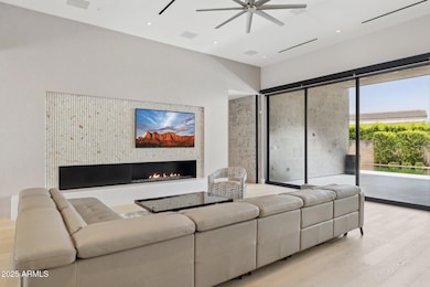 8-web-or-mls-6908-e-cactus-wren-rd