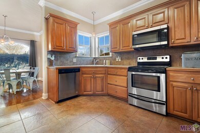 4330 Wilderness Run Dr, Zachary, LA 70791 - photo 3