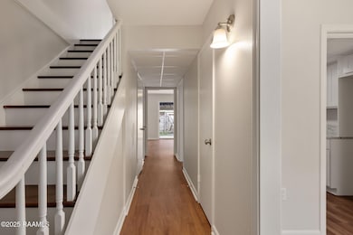 4-web-or-mls-1310 Dulles Dr D-4