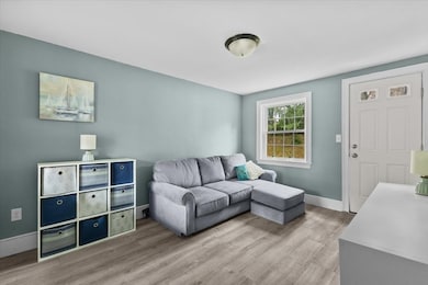 100 Whiting St, Hingham, MA 02043 - photo 4