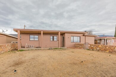 404 Bonnell Dr, Alamogordo, NM 88310 - photo 3