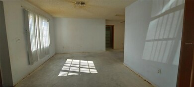 9467 Scott Dr, Seminole, FL 33777 - photo 4