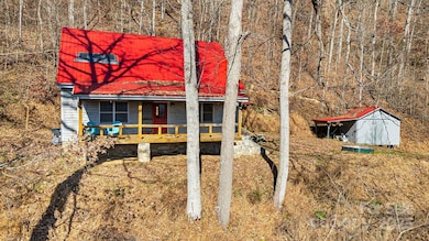 550 Cale Way, Clyde, NC 28721 - photo 2