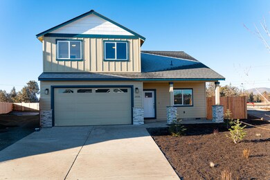 5026 SW Zenith Ave, Redmond, OR 97756 - photo 2