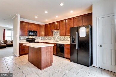 8233 Macintosh Ct unit 64, Jessup, MD 20794 - photo 5