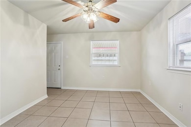 2602 Chalona Dr unit D, Chalmette, LA 70043 - photo 3