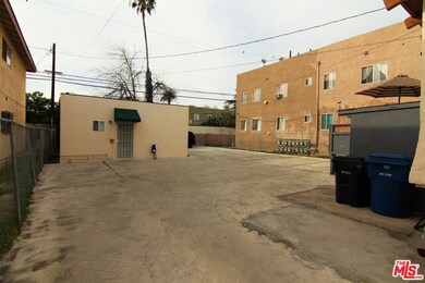 2215 Crenshaw Blvd unit 2, Los Angeles, CA 90016 - photo 6