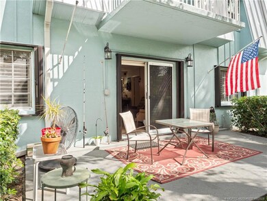 Private ground level oversized patio