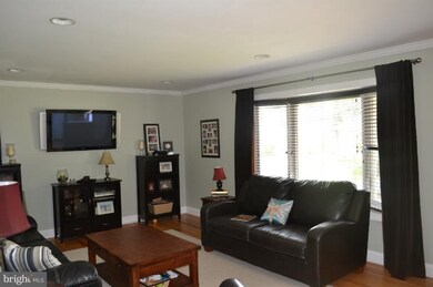 6710 Beddoo St, Alexandria, VA 22306 - photo 4